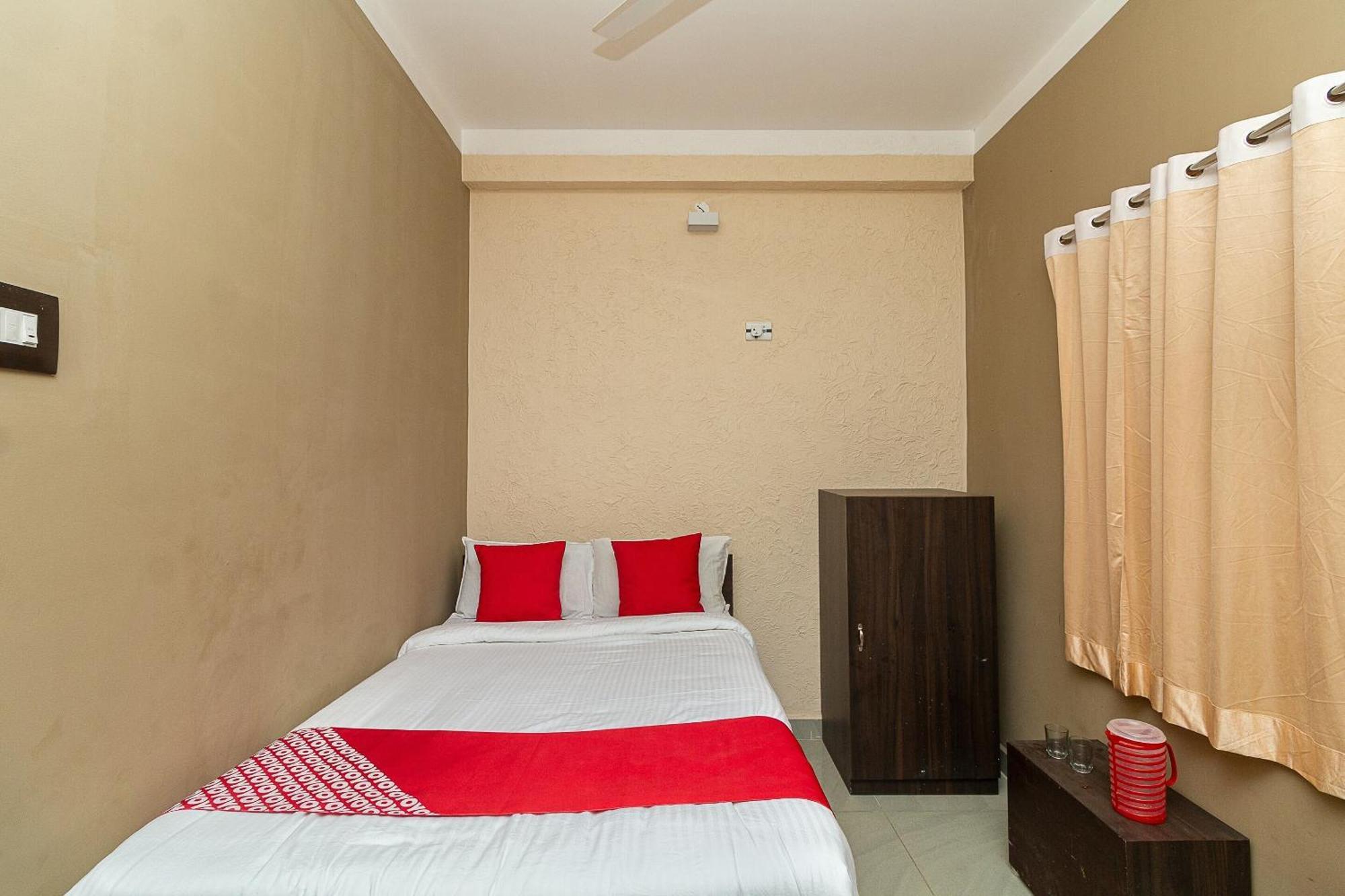 Oyo Green Hills Villa Kuttālam Exterior foto